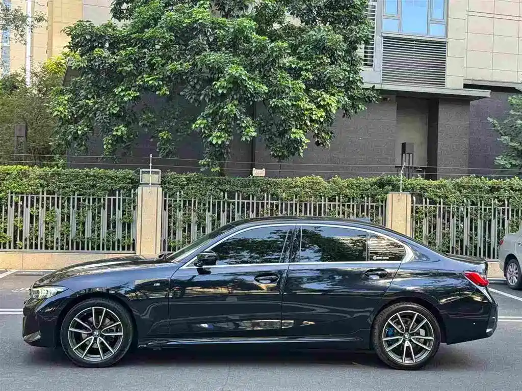 BMW 3 Series — миниатюра 3