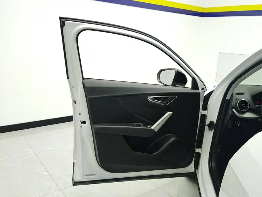 Audi Q2L — миниатюра 7