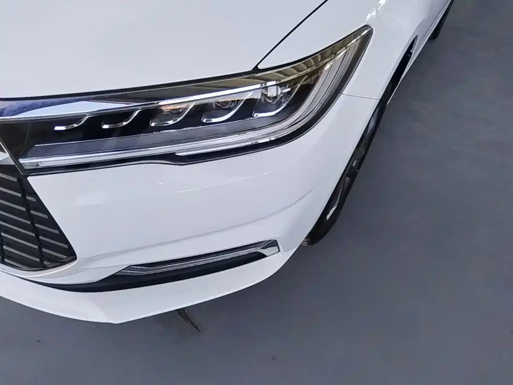 BYD Qin NEV — миниатюра 24