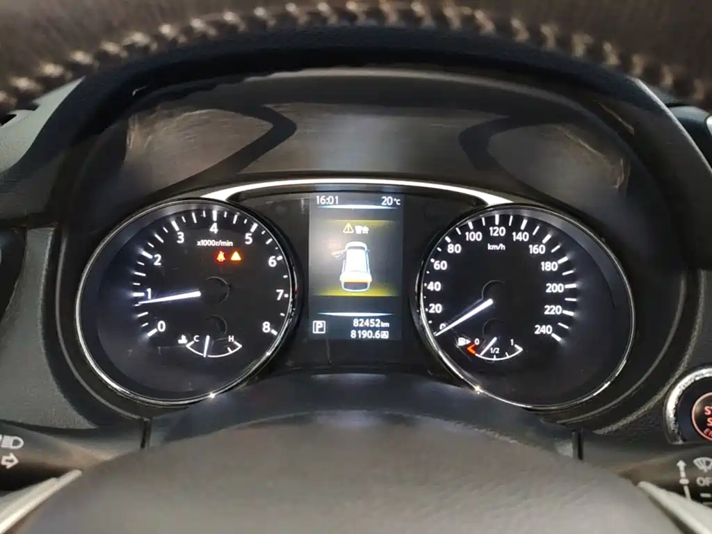 Nissan X-Trail — миниатюра 12
