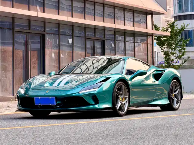 Ferrari F 8 2019 Tributo 3.9 T V 8 — фото 1