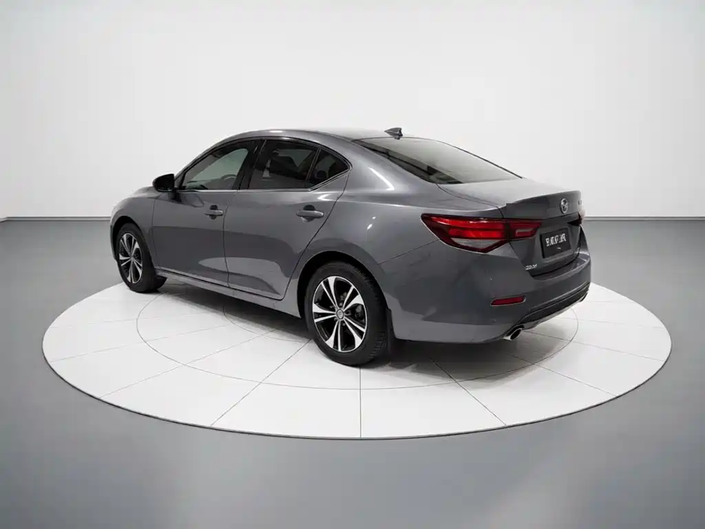 Nissan Sylphy — миниатюра 4