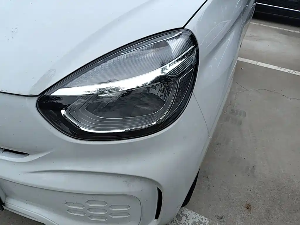 Roewe Clever — миниатюра 18
