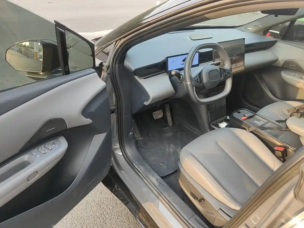 Lynk & Co Z20 — миниатюра 16