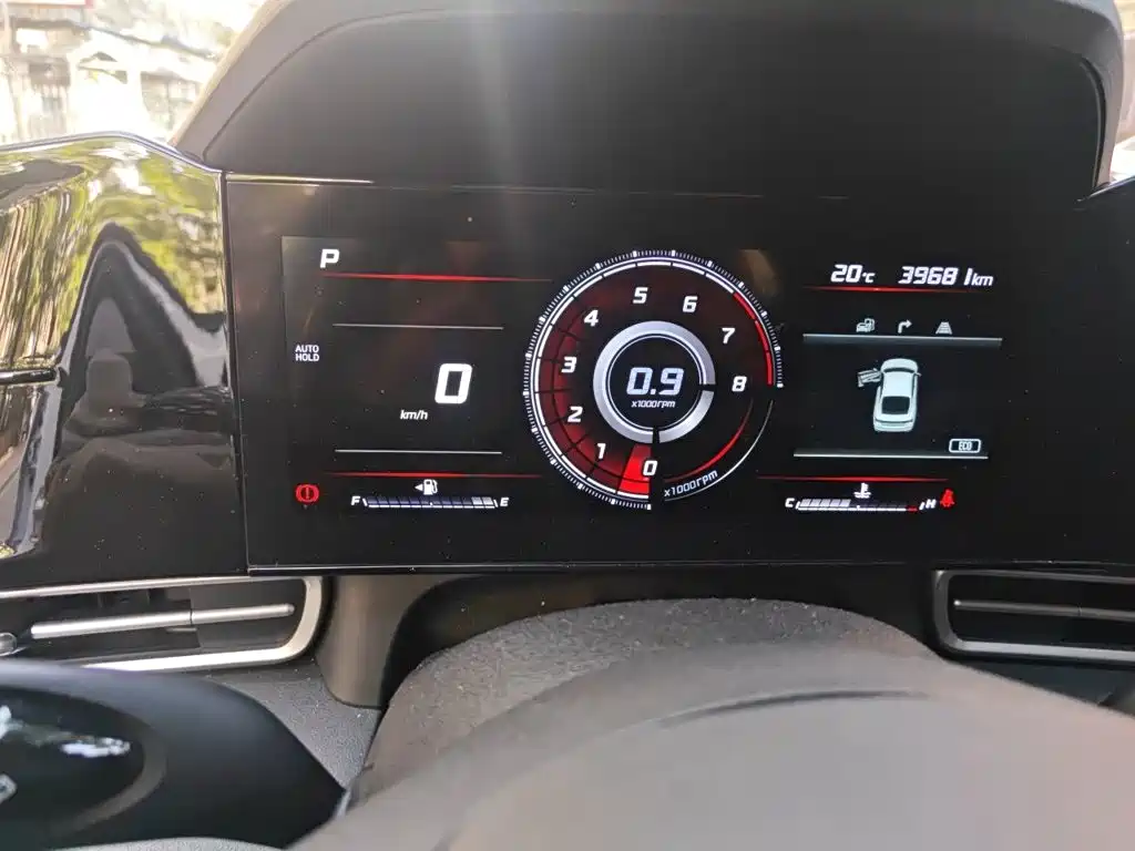 Hyundai Elantra — миниатюра 12