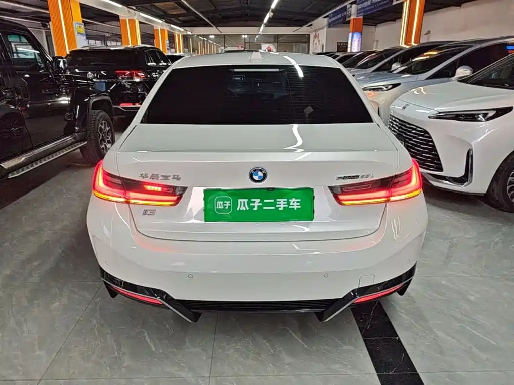 BMW i3 — миниатюра 6