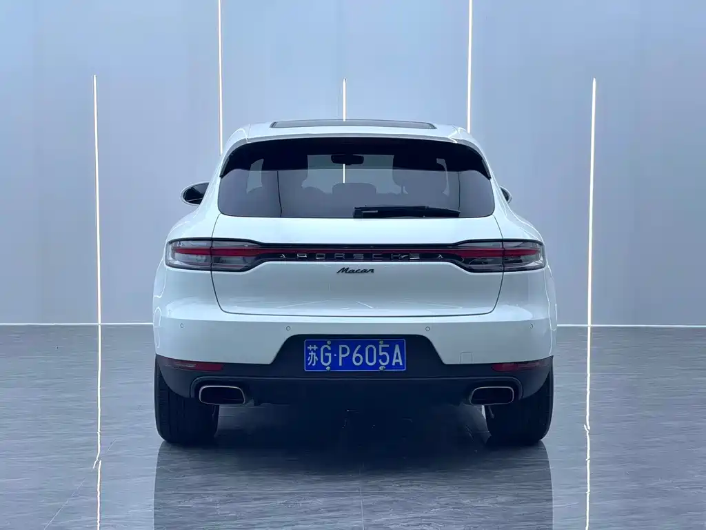 Porsche Macan — миниатюра 14