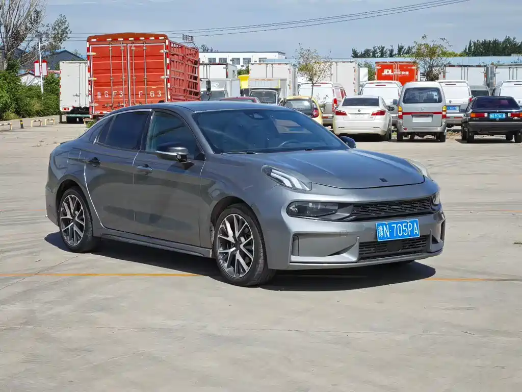 Lynk & Co 03 — миниатюра 2