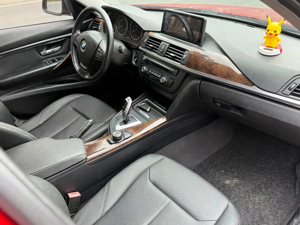 BMW 3 Series — миниатюра 13