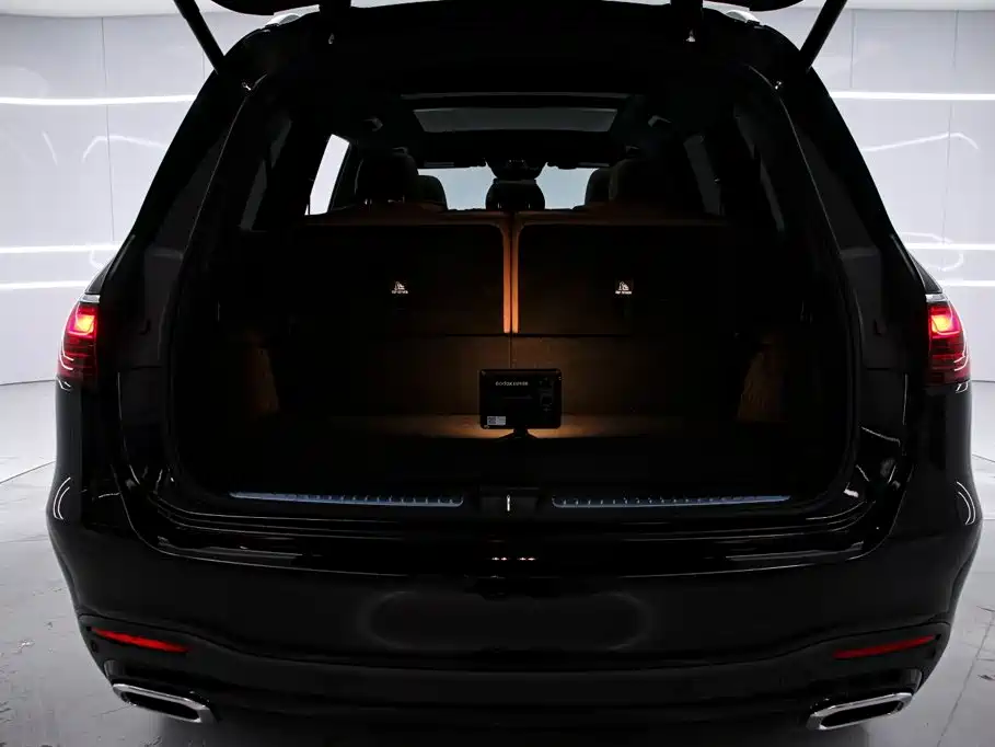 Mercedes-Benz GLS — миниатюра 17