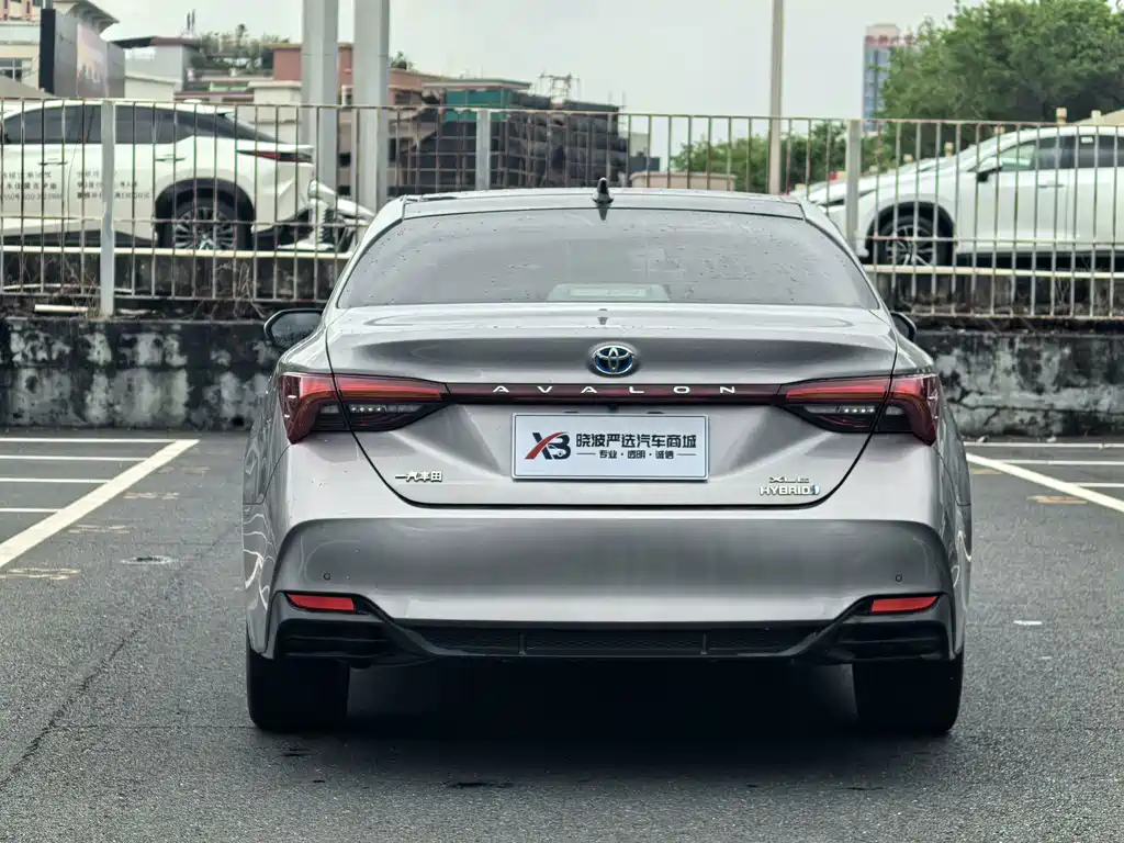 Toyota Avalon — миниатюра 7