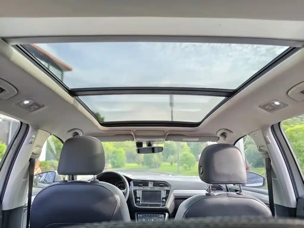 Volkswagen Tiguan L — миниатюра 14