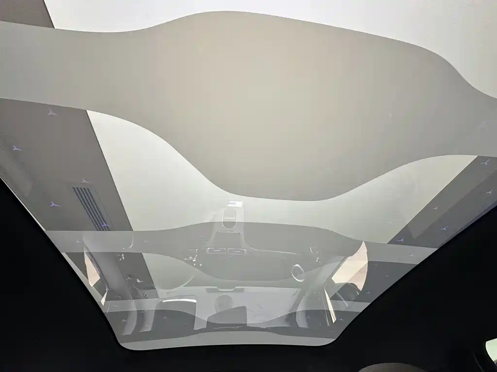Mercedes-Benz GLC New Energy — миниатюра 14