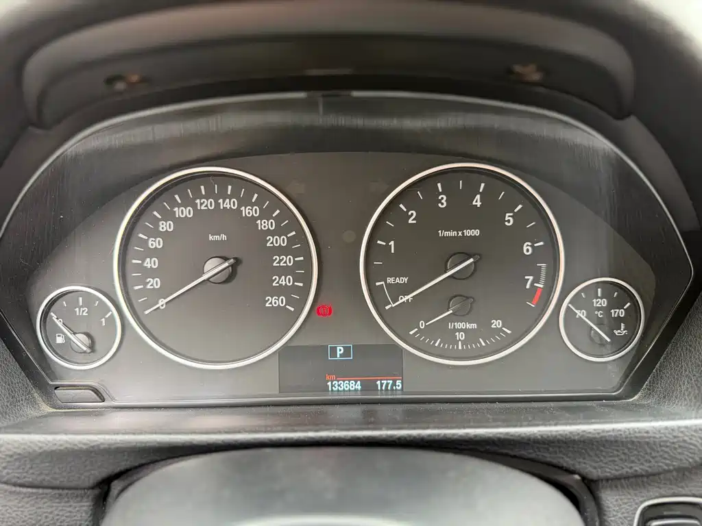 BMW 3 Series — миниатюра 16