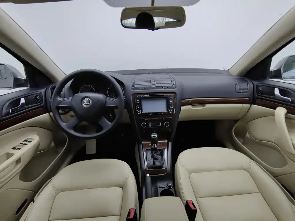 Skoda Octavia — миниатюра 5