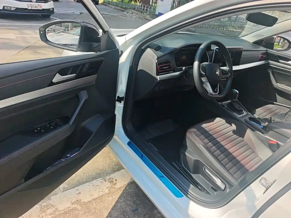 Volkswagen Lavida — миниатюра 16