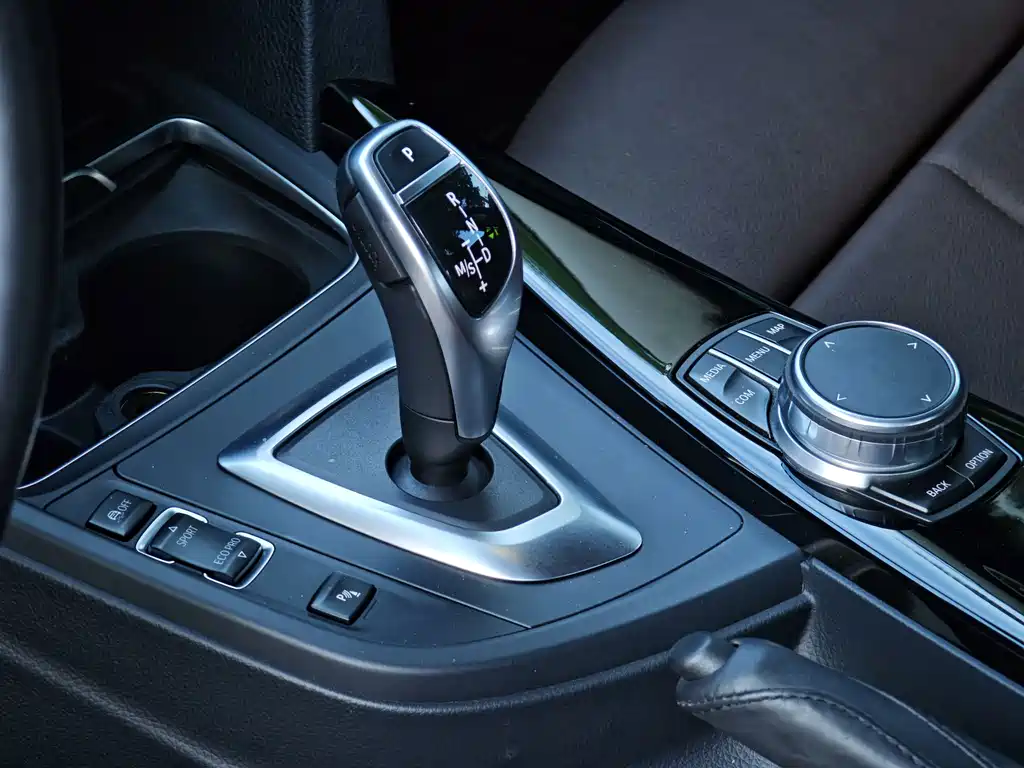 BMW 3 Series — миниатюра 15
