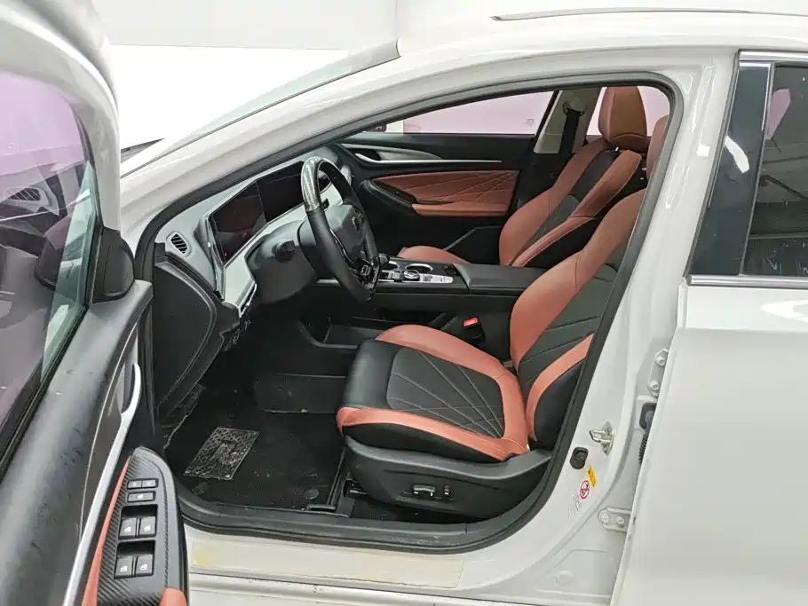 Changan Eado — миниатюра 9
