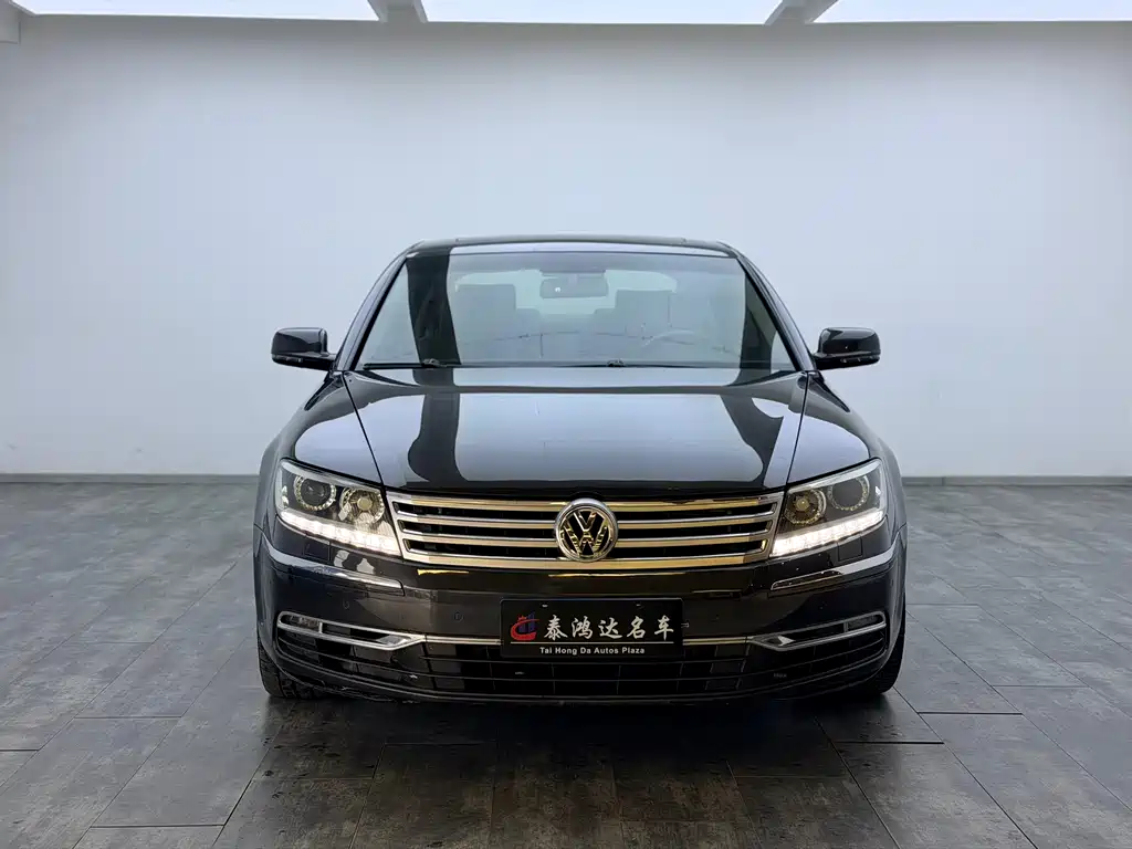 Volkswagen Phaeton 3.6L V6 4 seats Extended Individual Edition, фото 3