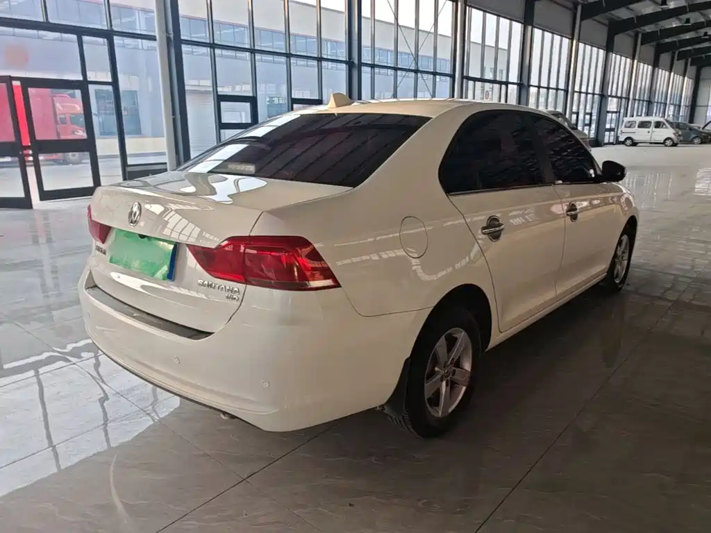Volkswagen Santana — миниатюра 7