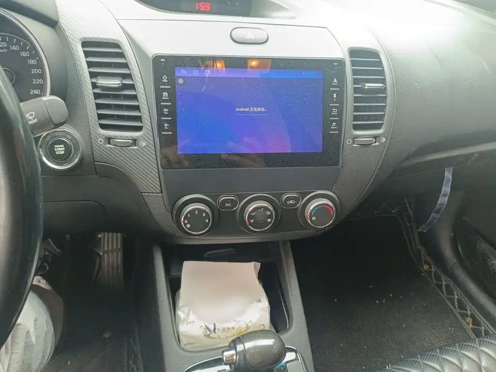 Kia K3 — миниатюра 6