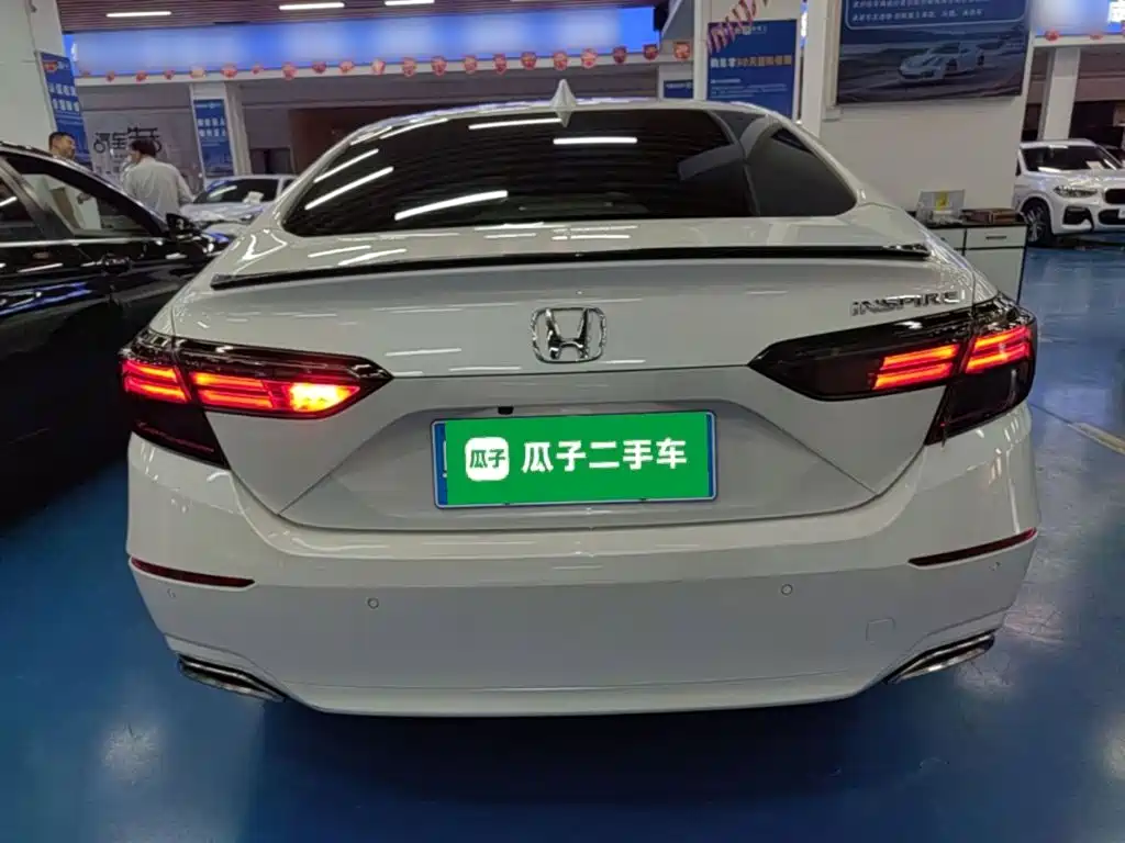 Honda Inspire — миниатюра 6