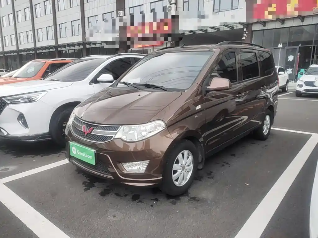 Wuling Hongguang — миниатюра 2