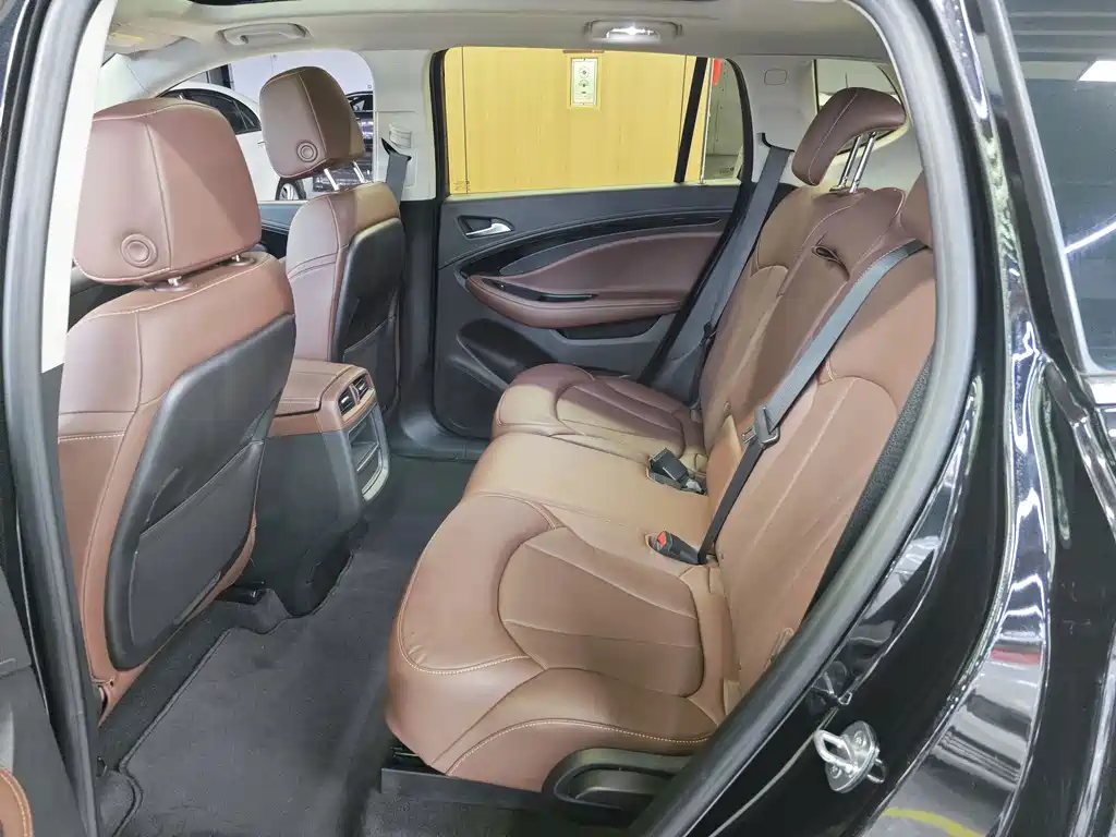 Buick Envision Plus — миниатюра 6