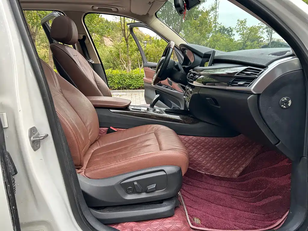 BMW X5 (Import) — миниатюра 12