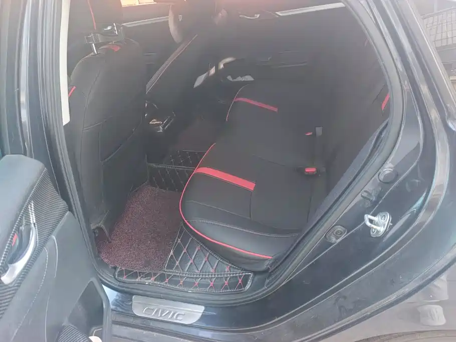 Honda Civic — миниатюра 10