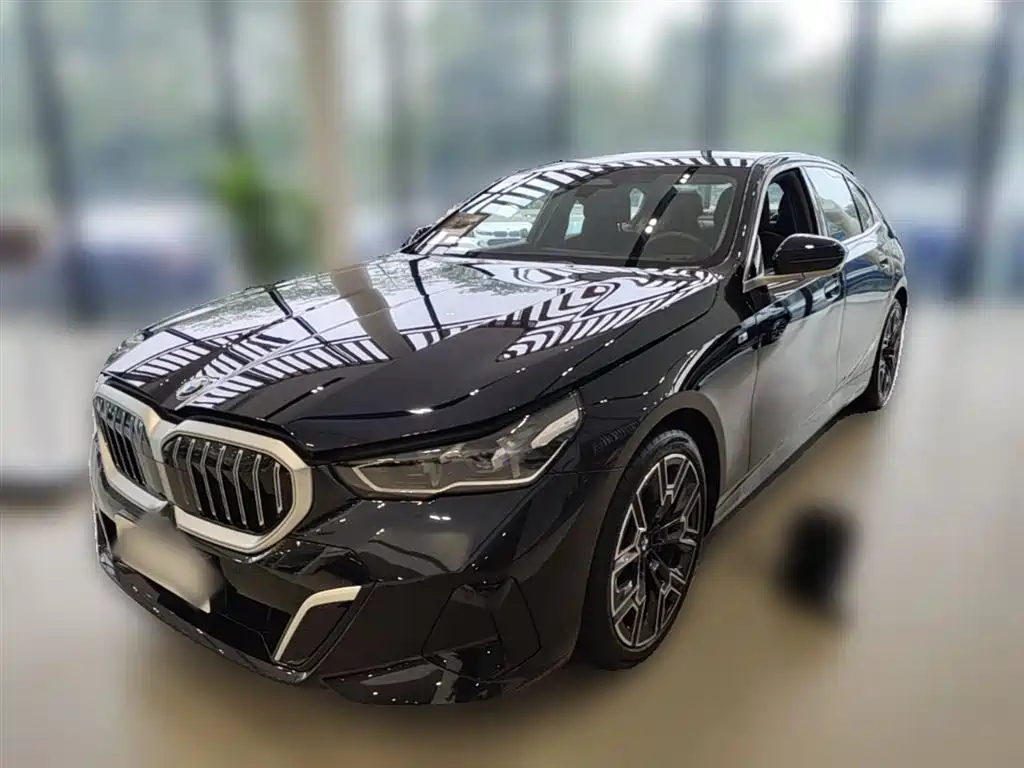 BMW 5 Series 2025