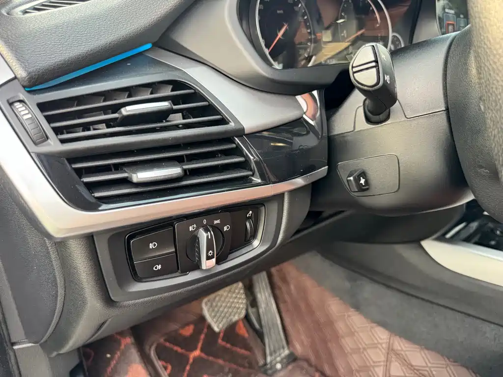 BMW X5 (Import) — миниатюра 19