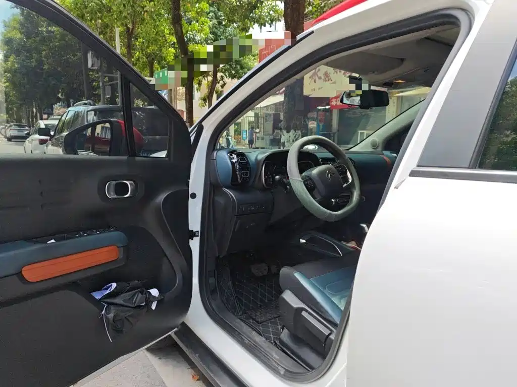 Citroen C4 Aircross — миниатюра 12