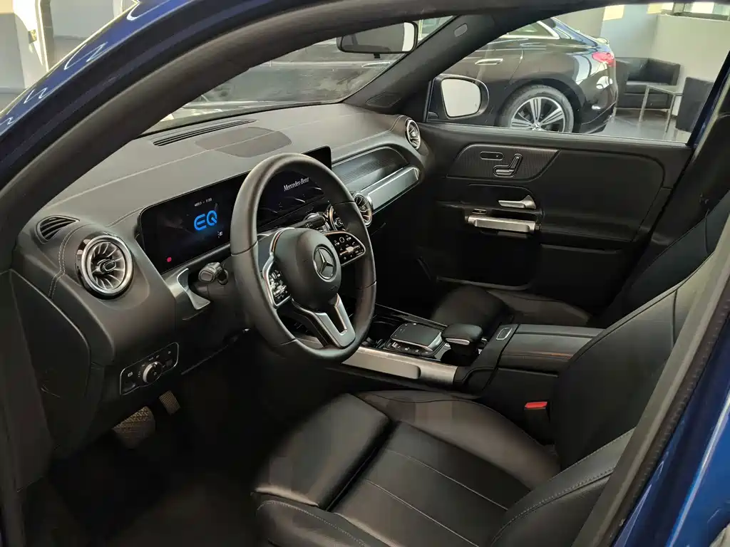 Mercedes-Benz EQB — миниатюра 4