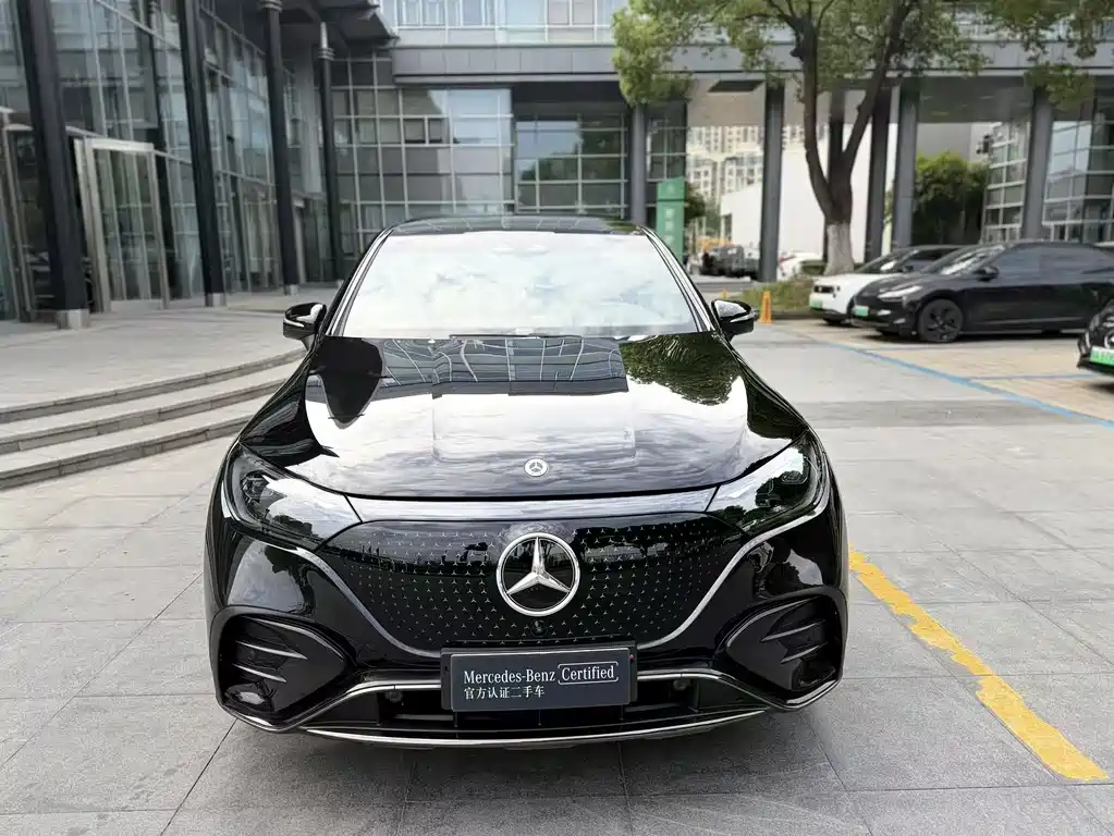 Mercedes-Benz EQE SUV 2026 500 4MATIC Flagship