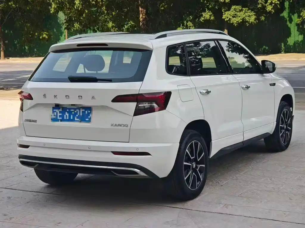 Skoda Karoq — миниатюра 7