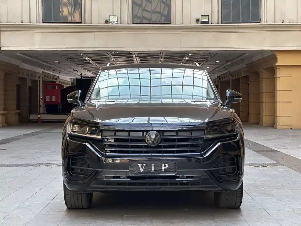 Volkswagen Touareg — миниатюра 2