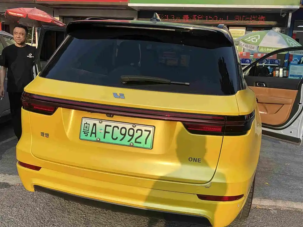 Li Auto Li ONE — миниатюра 10