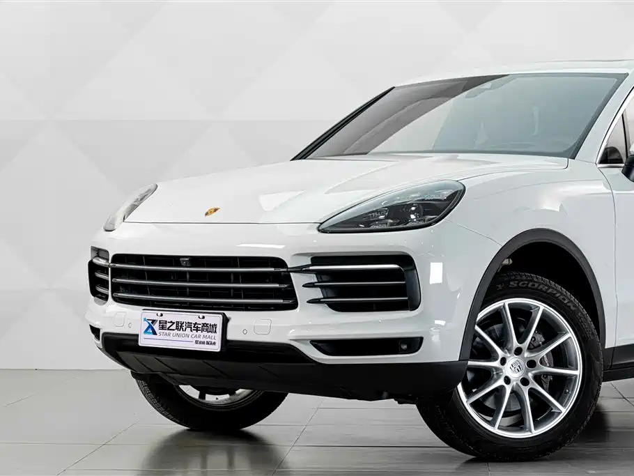 Porsche Cayenne — миниатюра 3