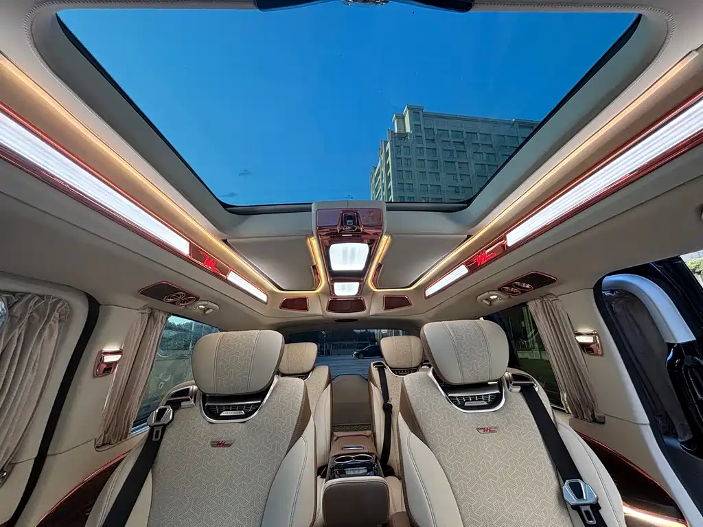 MERCEDES-BENZ V CLASS