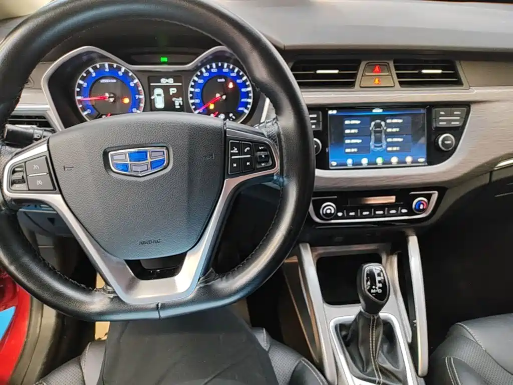 Geely Vision X3 — миниатюра 10
