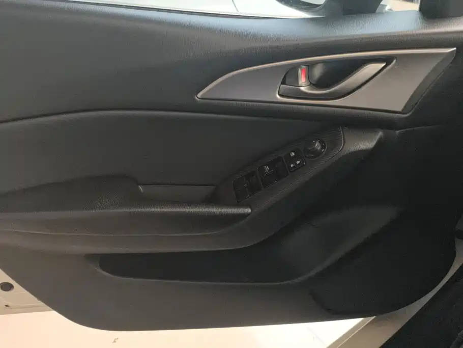 Mazda 3 Axela — миниатюра 7