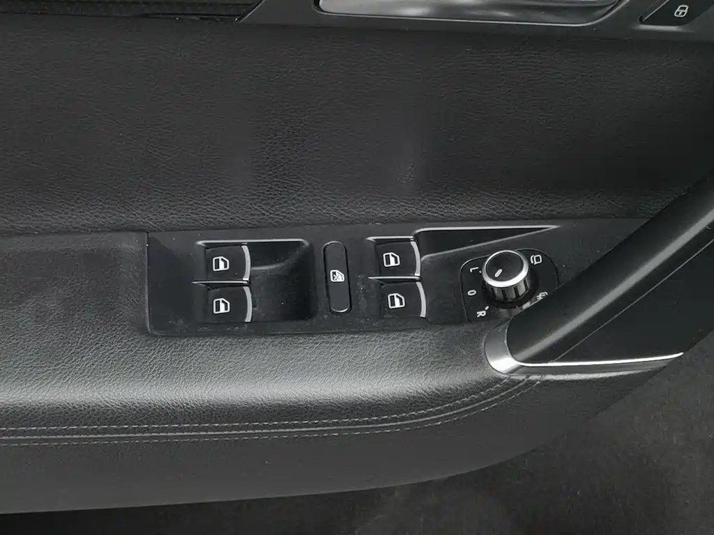 Volkswagen Magotan — миниатюра 9
