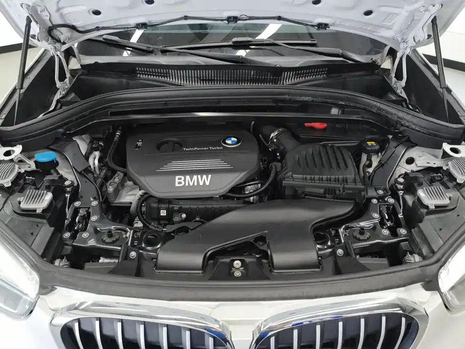 BMW X1 — миниатюра 10