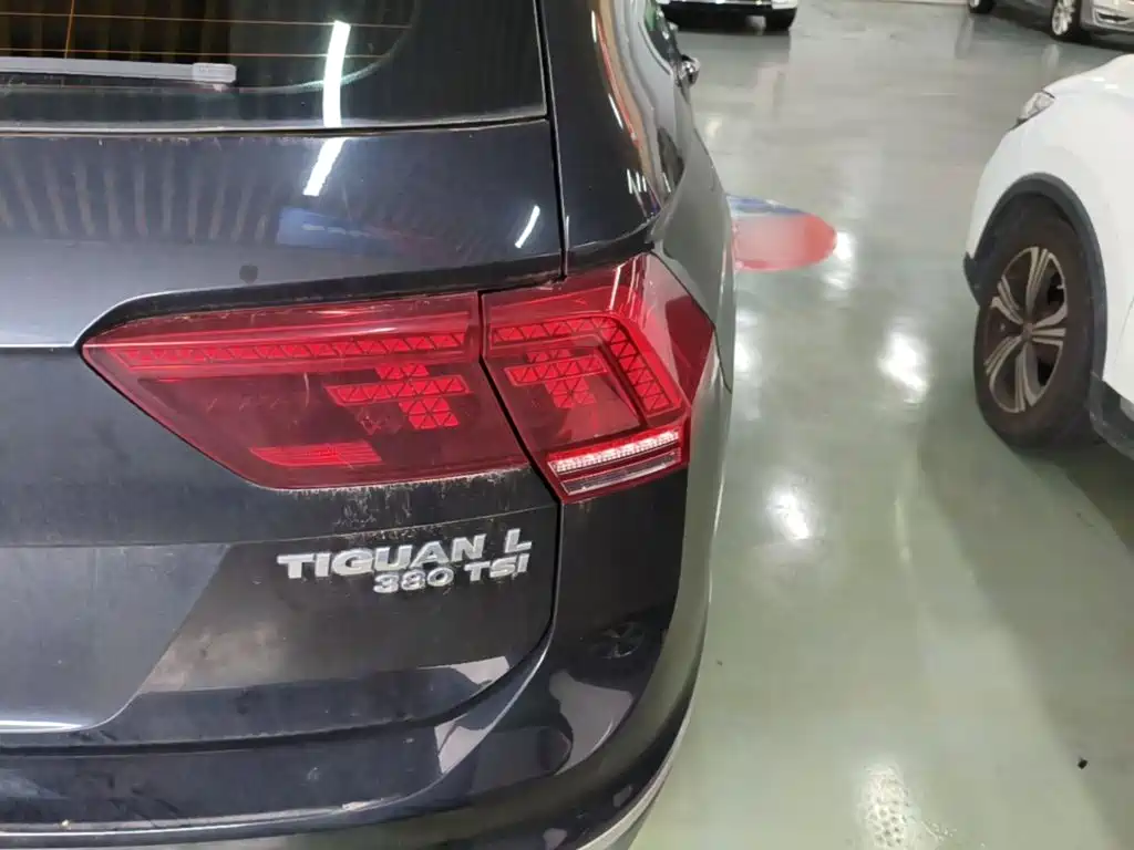 Volkswagen Tiguan L — миниатюра 8