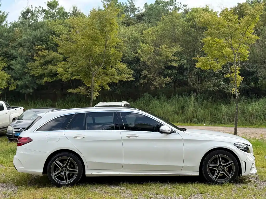 Mercedes-Benz C-Class (Import) — миниатюра 15