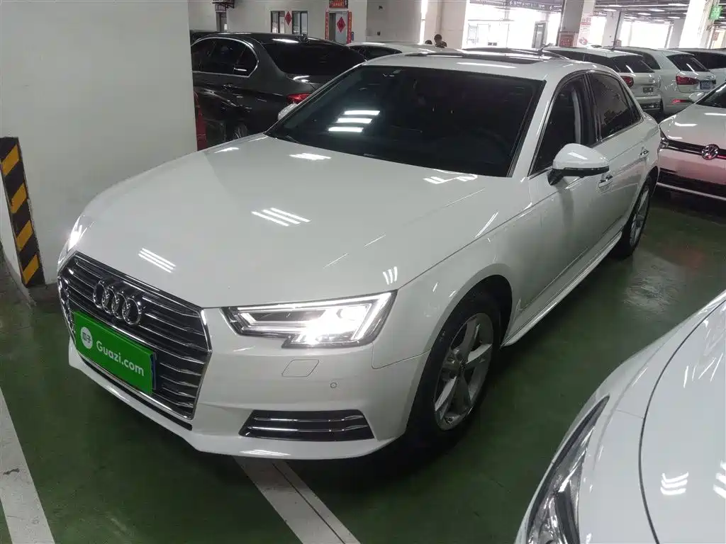 Audi A4L 2017