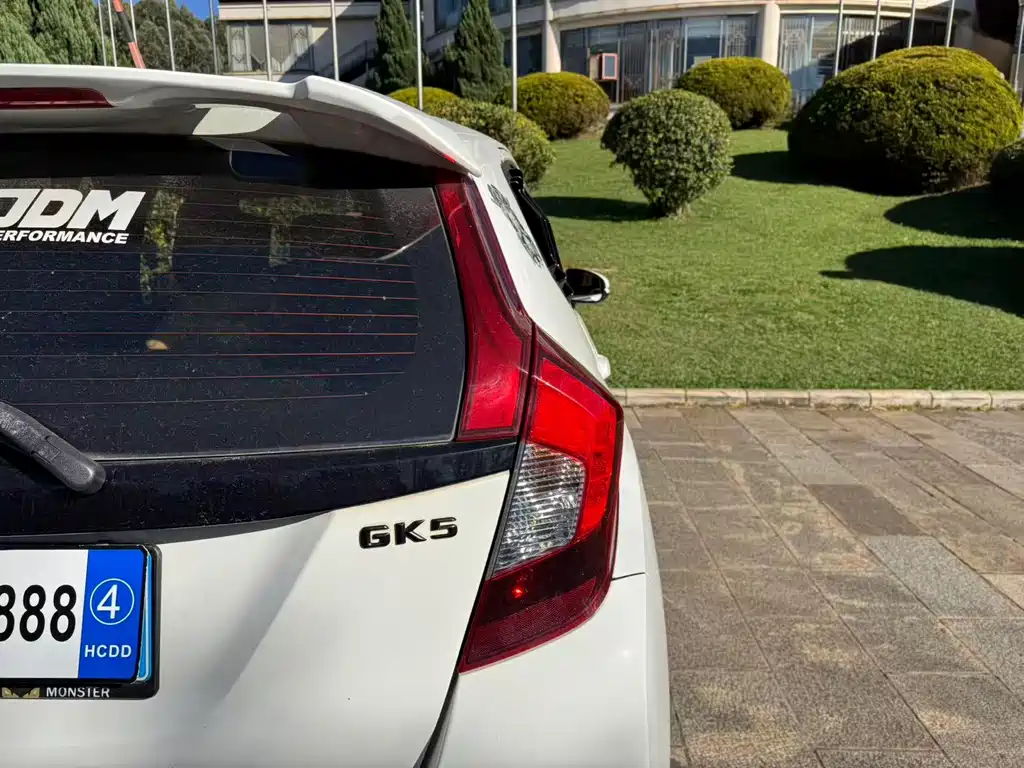 Honda Fit — миниатюра 10