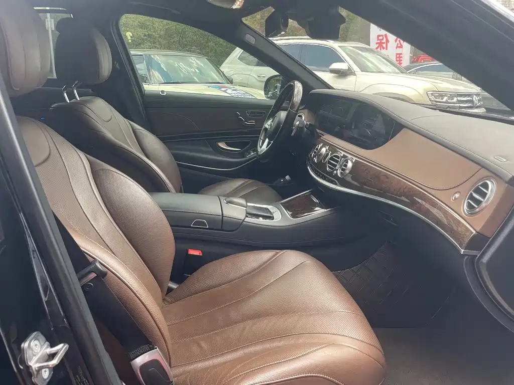 Mercedes-Benz S-Class — миниатюра 11
