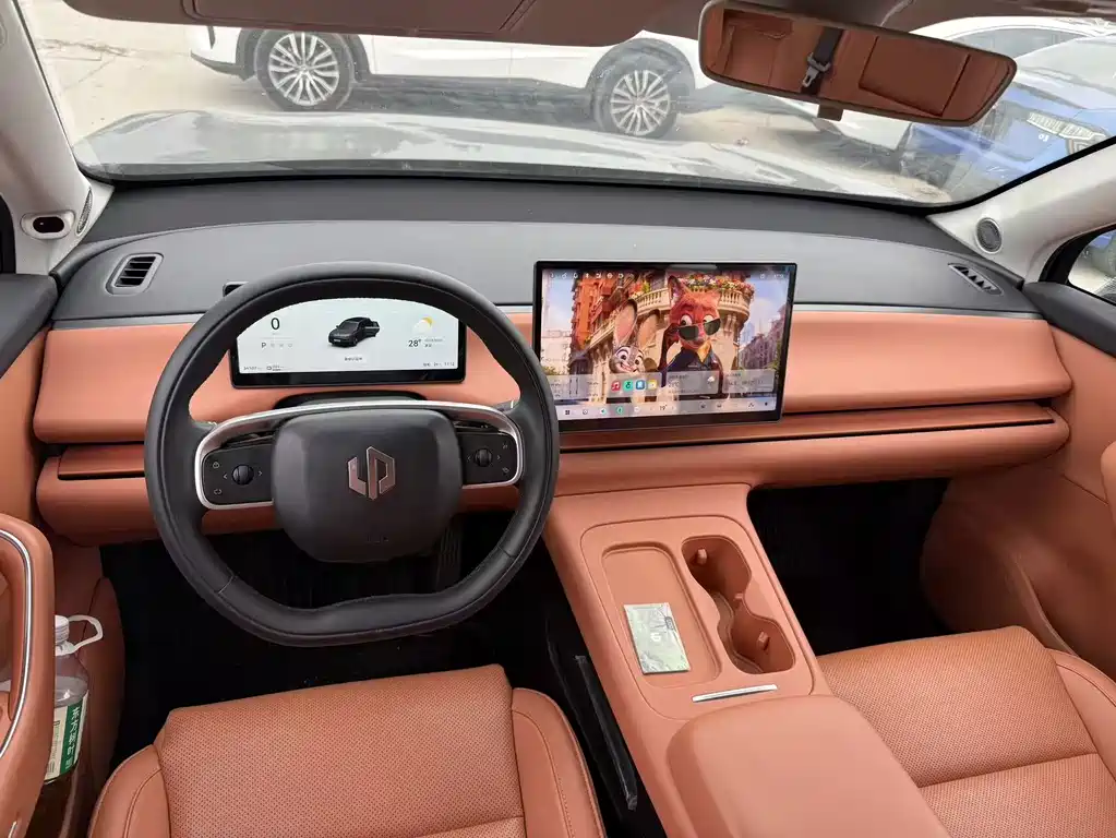 Leapmotor Leapmotor C10 — миниатюра 4
